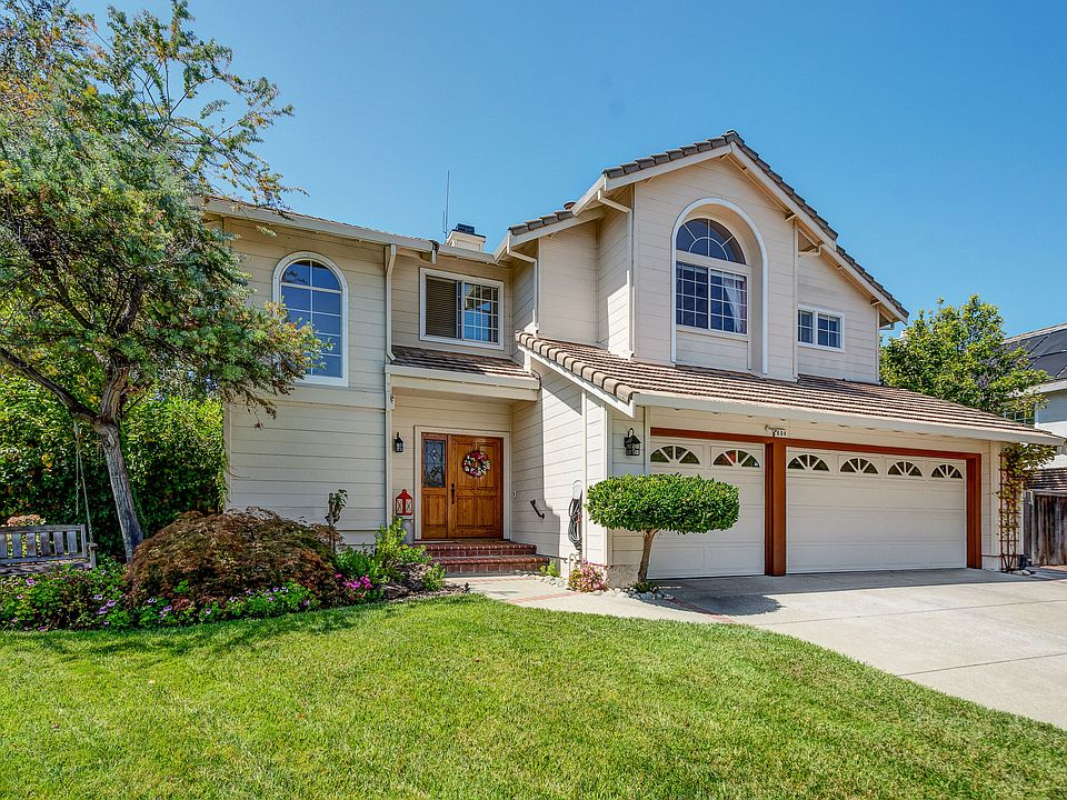 1st image of 604 Amberwood Way
