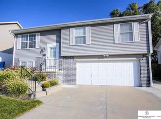 17724 Margo St, Omaha, NE 68136