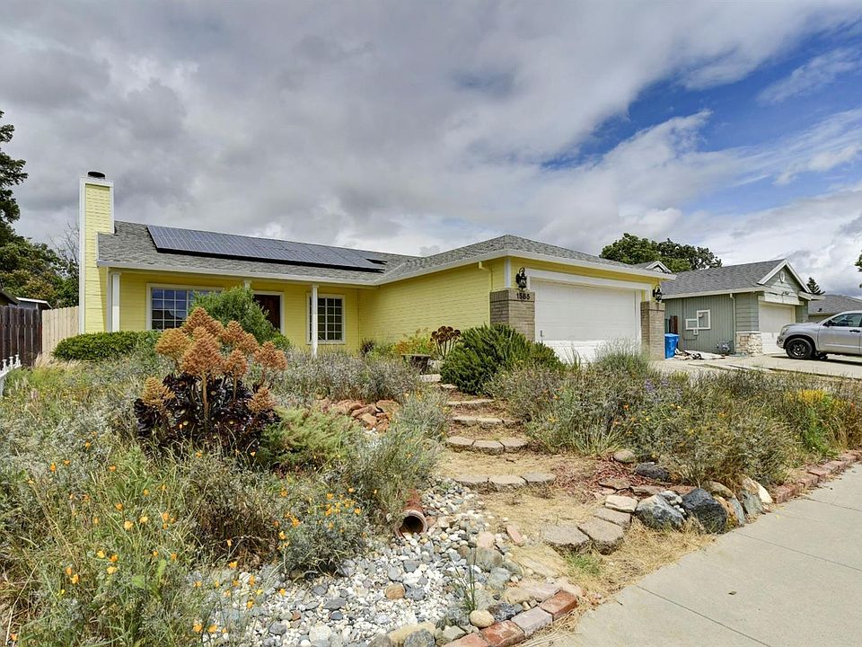 1st image of 1585 Tumbleweed Way