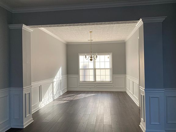 4th image of 4268 Desdemona Way