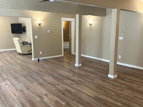 3rd image of 1400 W 47th Ave