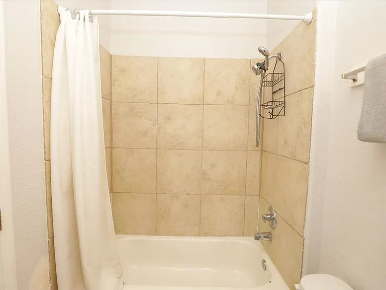 13121 Vickery St #1 — Photo 34