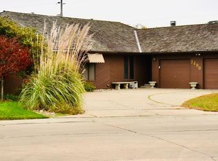 2400 Village Ln, Salina, KS 67401