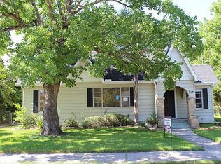 712 W Nazro St, Baytown, TX 77520