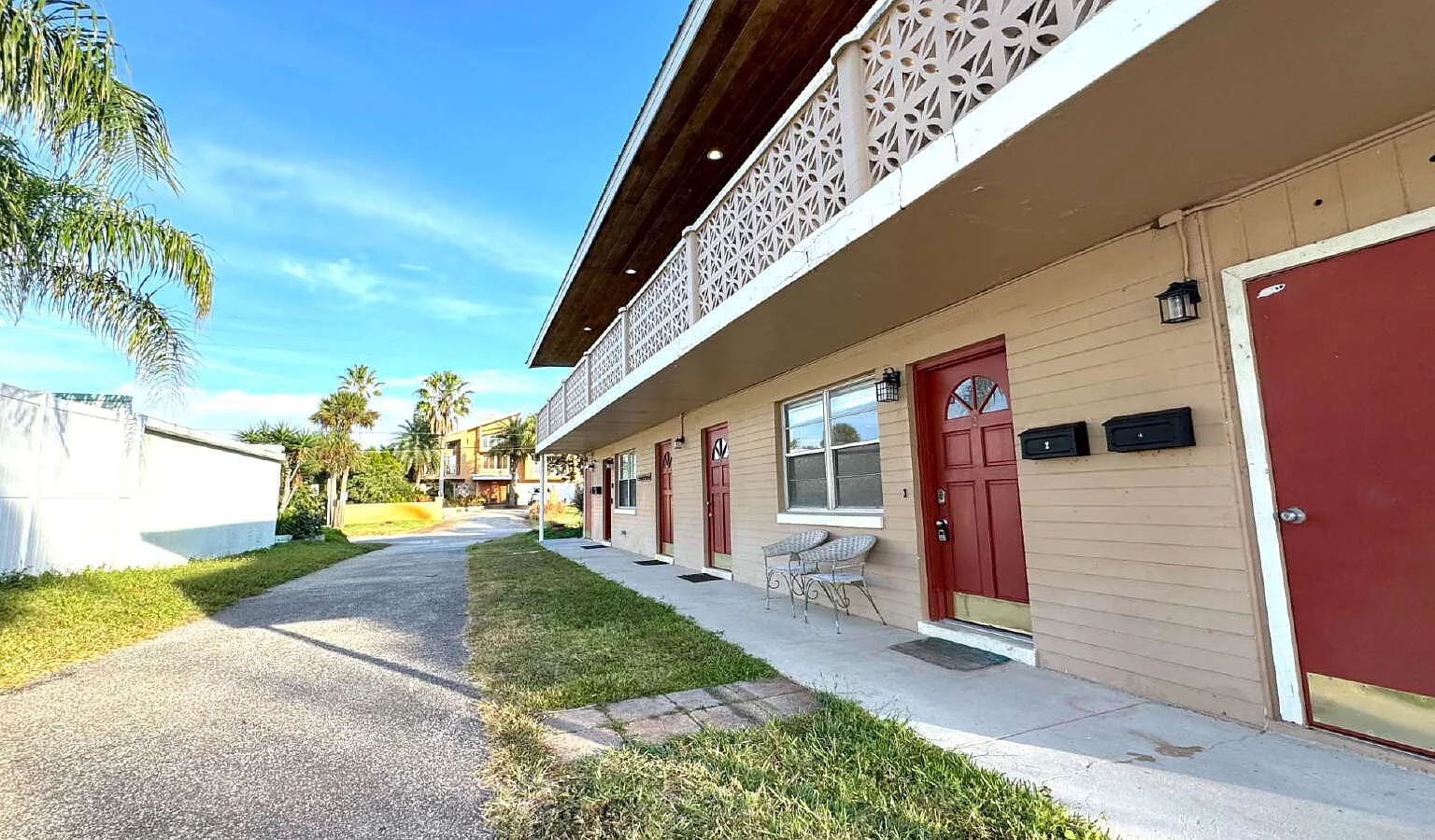 2 bed, 750 sqft, $1,500 — Photo 2