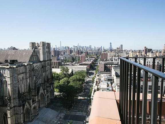 4th image of 501 W 113th St APT 2101