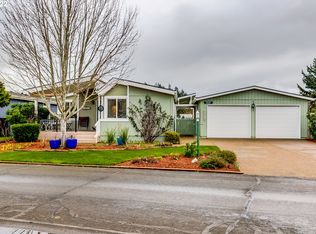 85687 Hampstead Ln, Eugene, OR