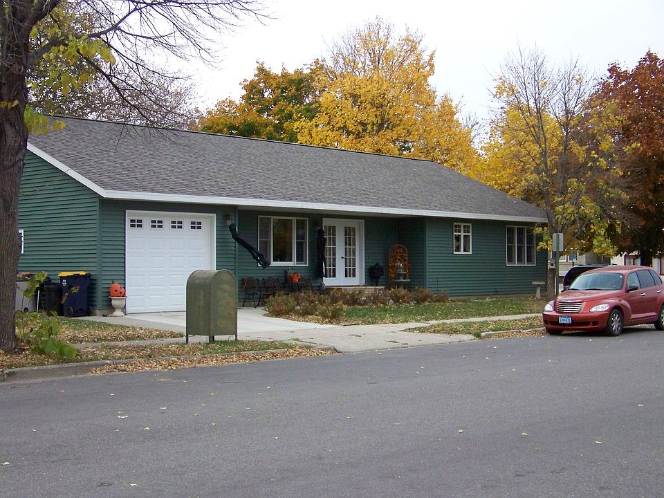 1st image of 403 N Minnesota St