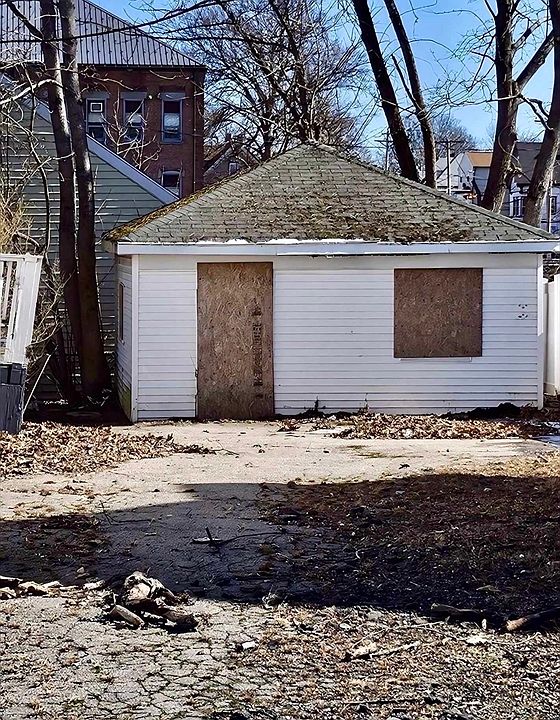 2nd image of 26 Lilly Ave