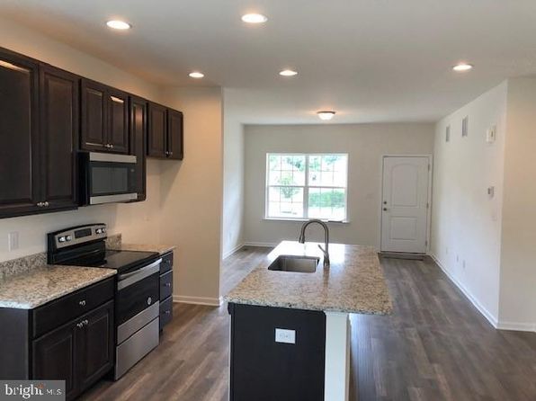 310 Nowland Ln, Delaware City, DE 19706