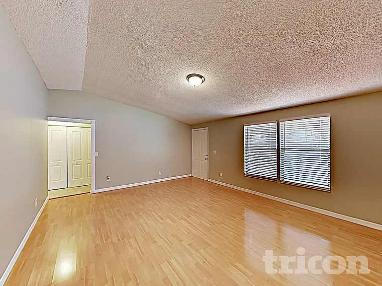 506 Emberwood Dr — Photo 19