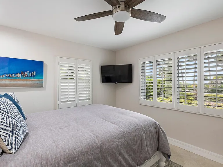 257 Benjamin Franklin Dr — Photo 20