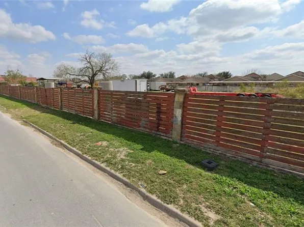 1215 W Truman St, Pharr, TX 78577
