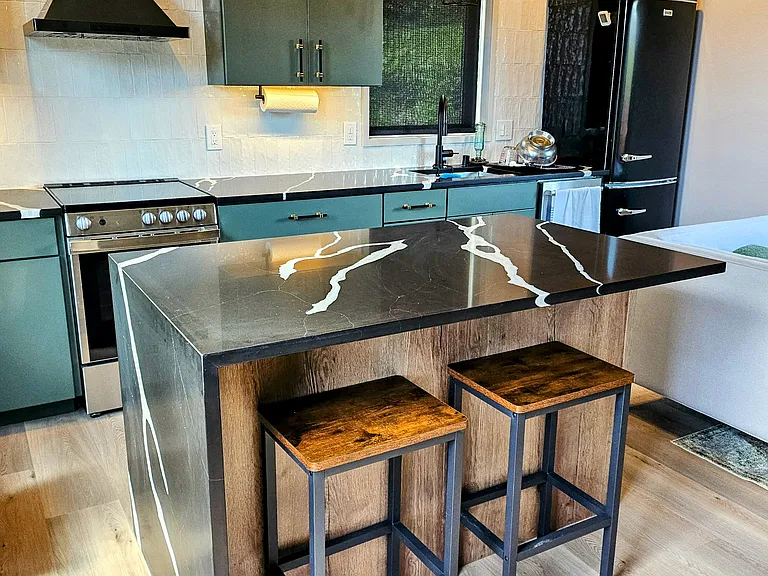 Full functioning kitchen with island