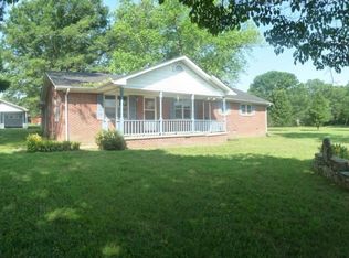 1776 Lockmiller Rd, Estill Springs, TN 37330