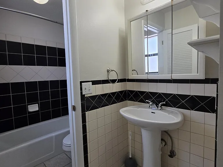 1448 Tina Dr #214 — Photo 27