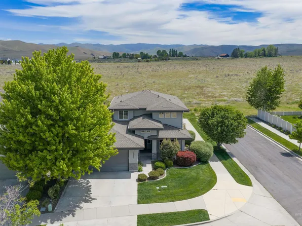 7952 S Bogus Ridge Way, Boise, ID 83716