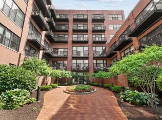 2323 W Pershing Rd APT 132, Chicago, IL 60609