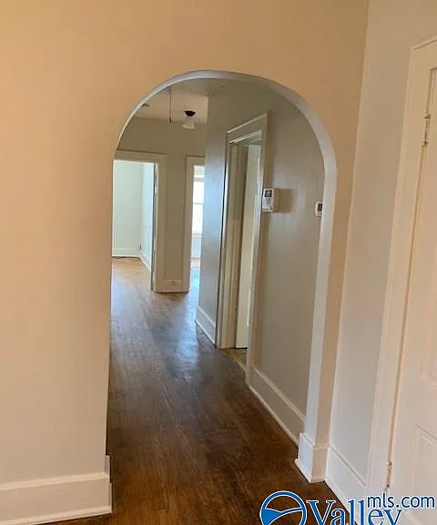 608 California St SE — Photo 3
