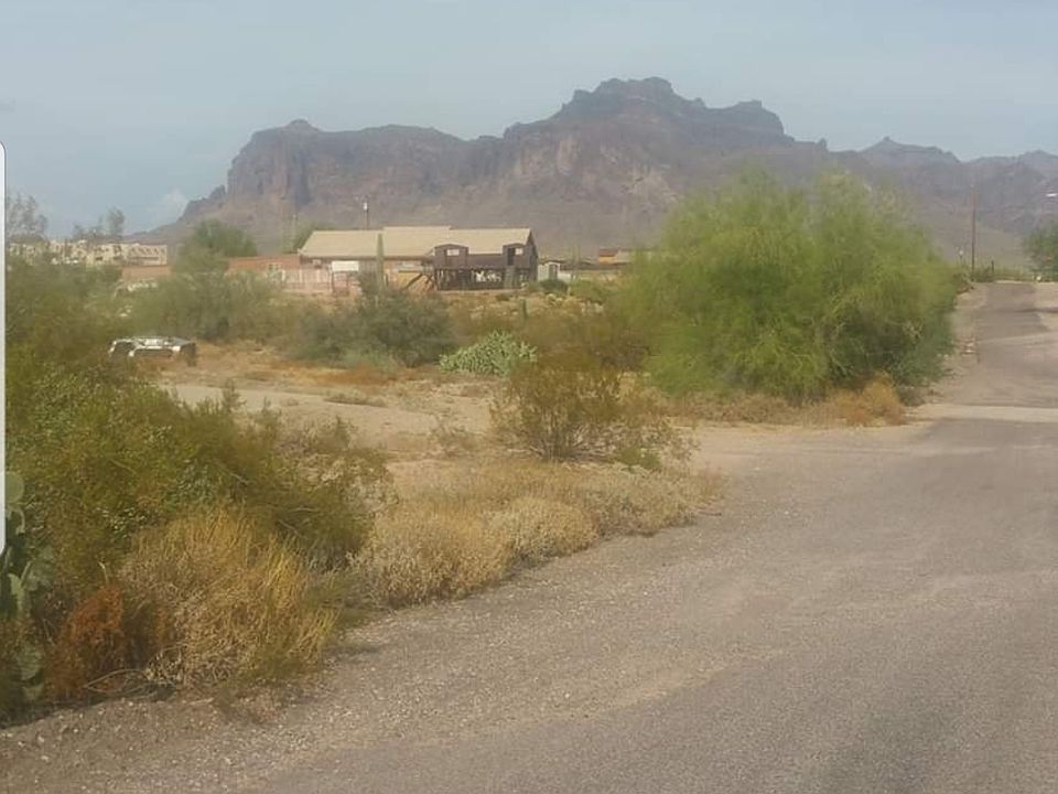 2nd image of 939 N Acacia Rd Lot 11