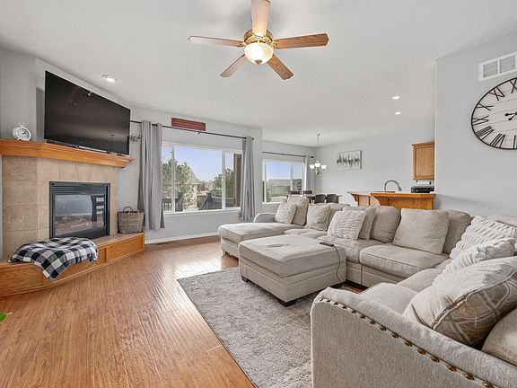 2nd image of 3708 N Pepper Ridge St