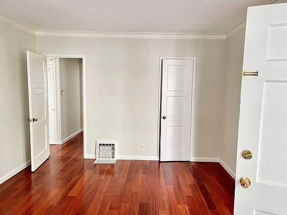5th image of 1318 N Citrus Ave APT 1