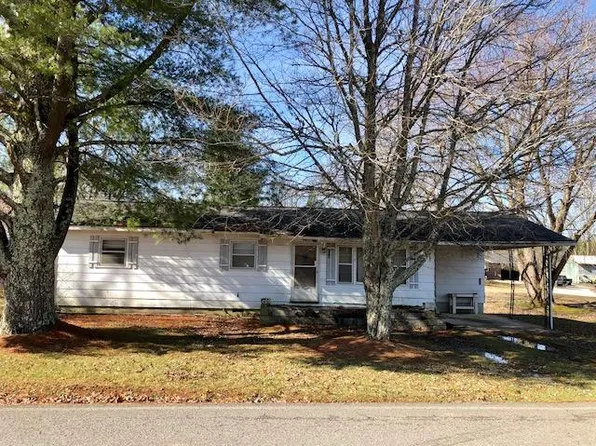 4153 Highland Ln, Crossville, TN 38555