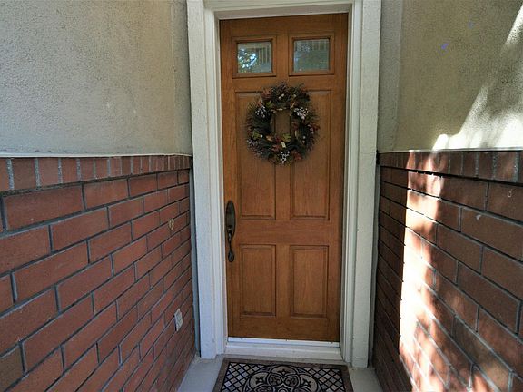 3rd image of 99 Greenmeadow Dr
