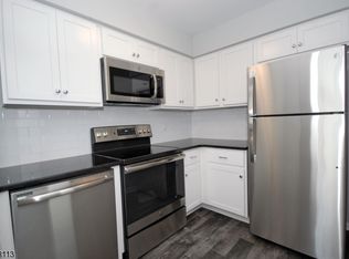 31 Parkside Rd #1, Bedminster, NJ 07921