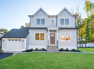 22 Westover Ave, Caldwell, NJ 07006