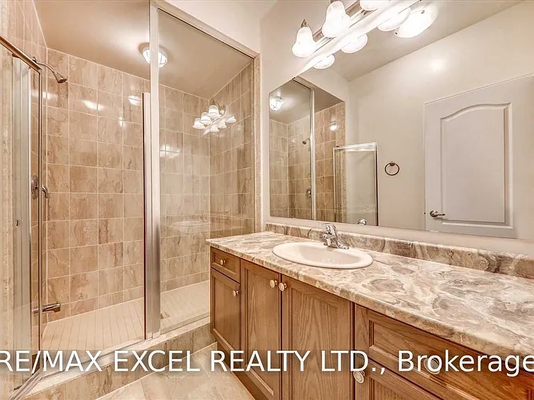 115 Luzon Ave #B — Photo 21