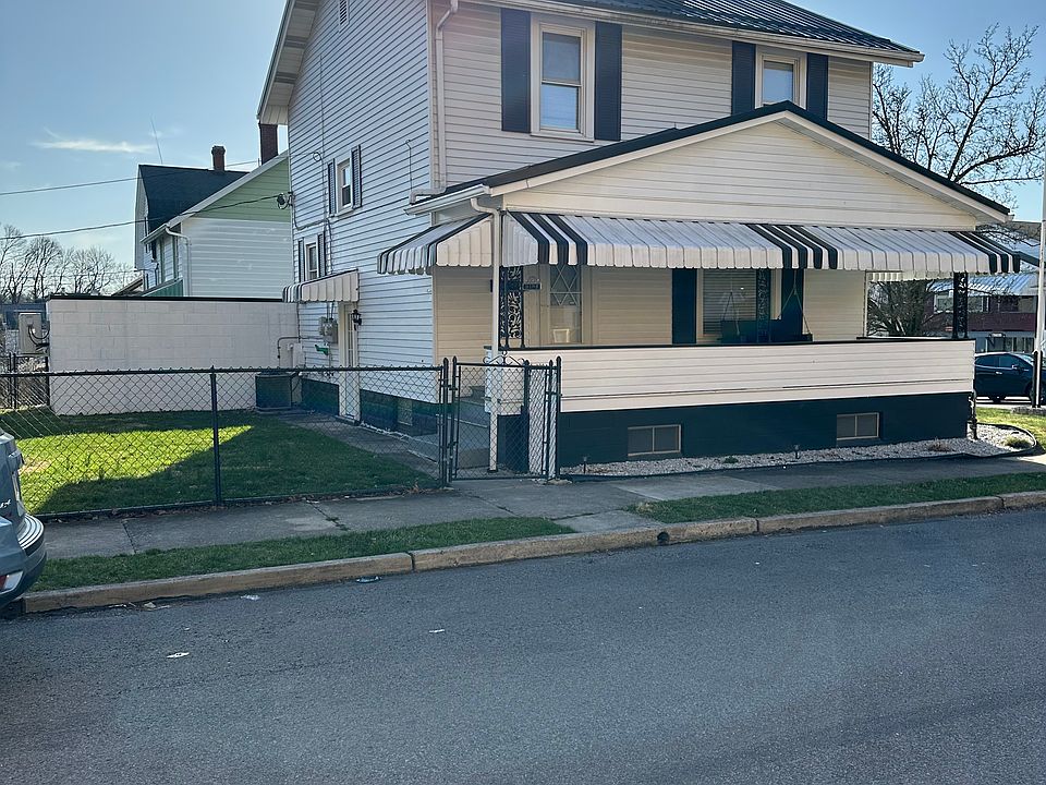 1st image of 301 S 7th St