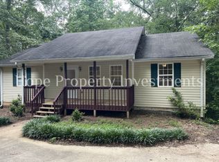 370 Widgeon Dr, Newnan, GA 30263