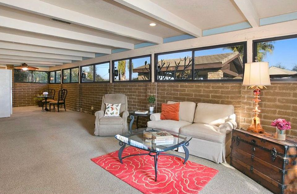 2nd image of 3761 N Hermosa Pl