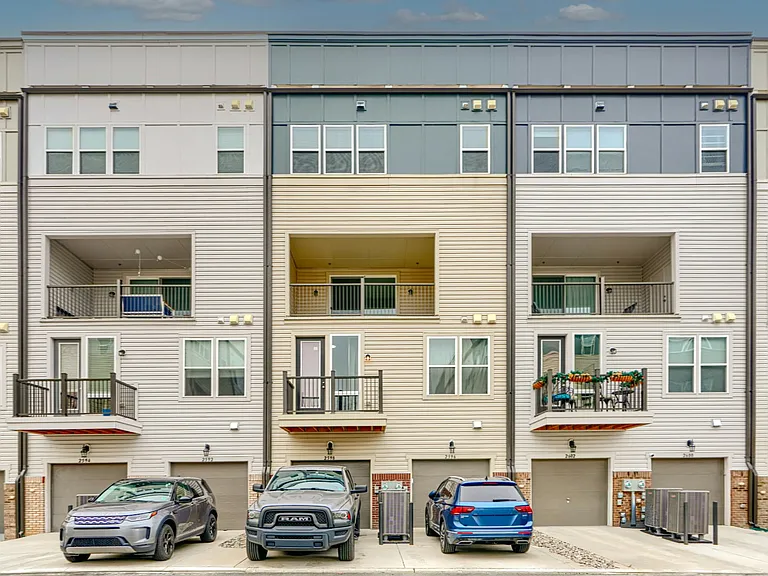2596 Neabsco Common Pl — Photo 61