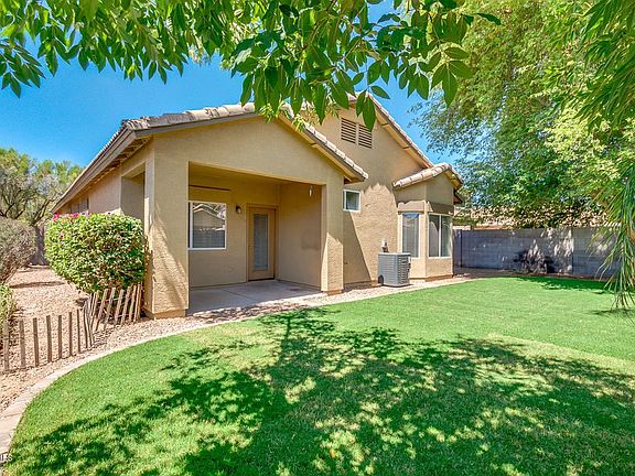 3rd image of 3671 E Longhorn Dr