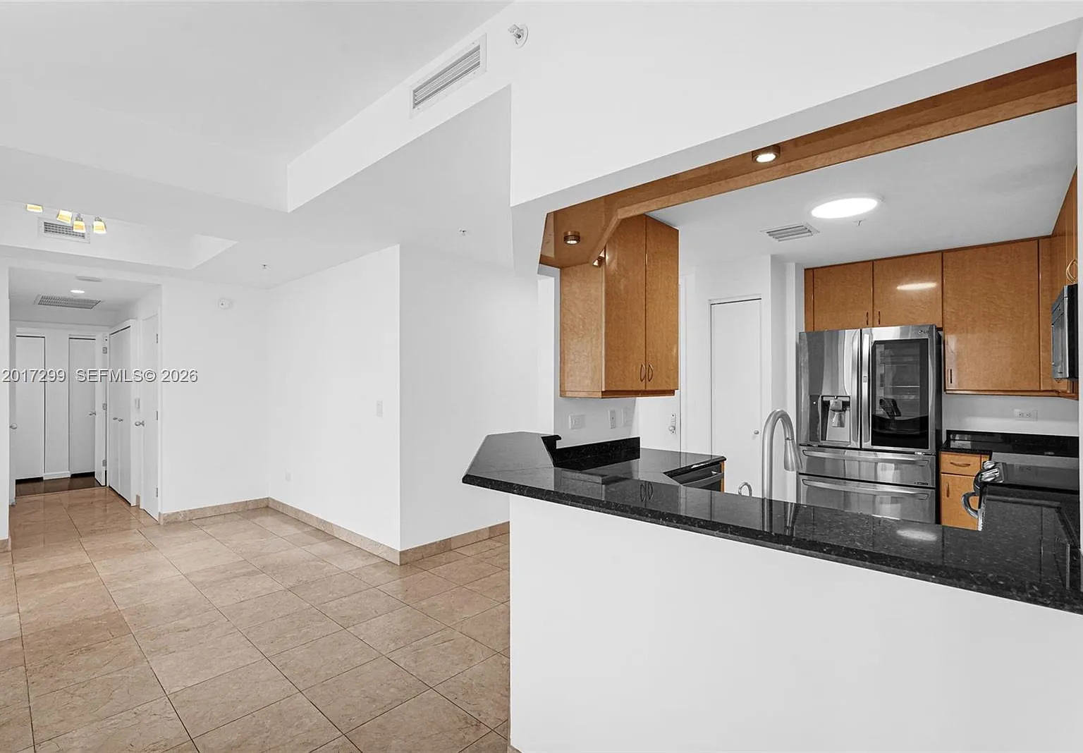 Courts Brickell Key Condo — Photo 3