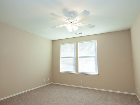 2nd image of 321 Acorn Ct