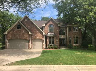 406 61st St, Willowbrook, IL