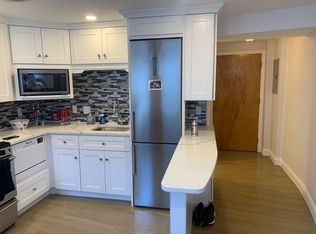 40 Lewis St #8, Boston, MA 02113