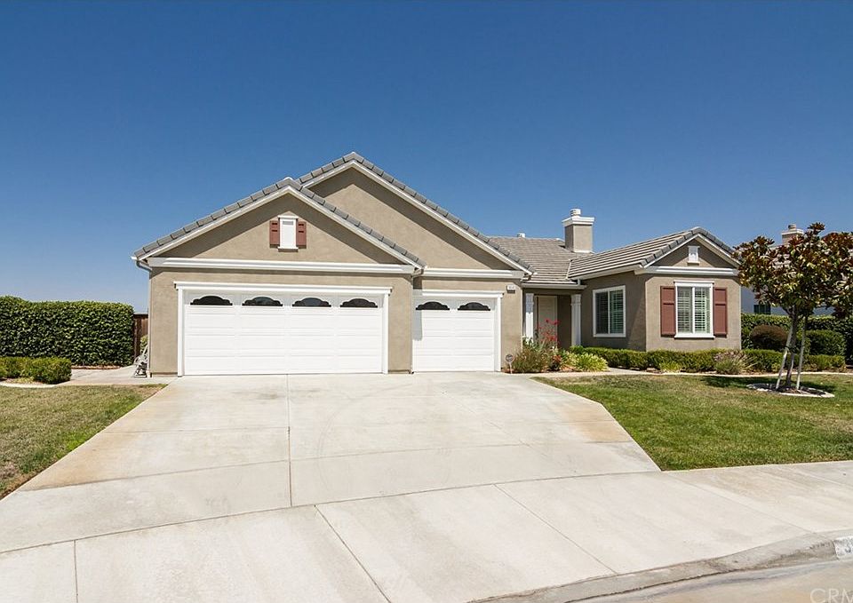1st image of 39343 Half Moon Cir