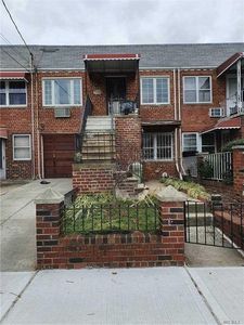 25-34 71st St, East Elmhurst, NY, 11370