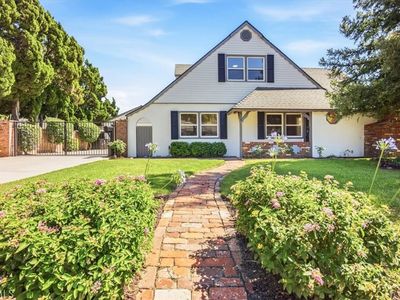 808 E Lemon Ave, Glendora, CA, 91741