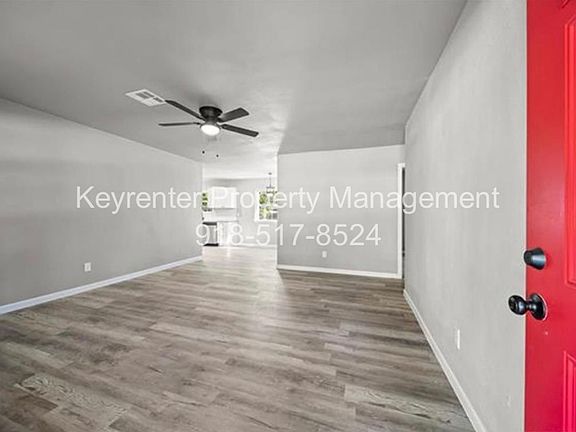 3rd image of 2319 S 119th Ave E