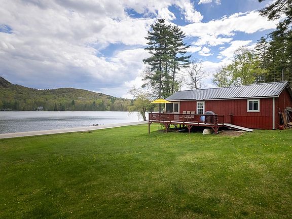 5th image of 845 Burr Pond Road