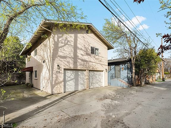 5th image of 131 W 3rd Ave