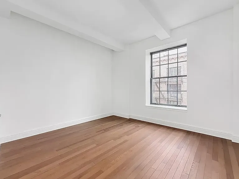 160 W 12th St #55 — Photo 8