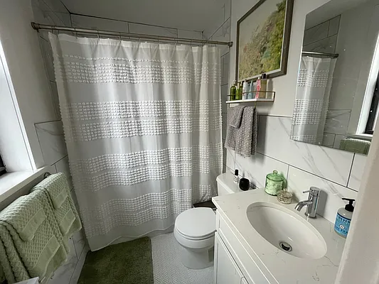 Rented by Buchbinder & Warren | media 23