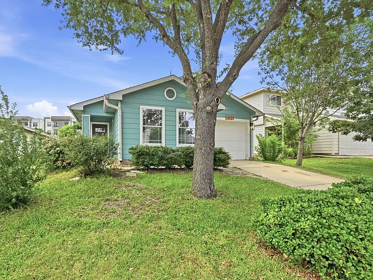 1621 Coriander Dr — Photo 4