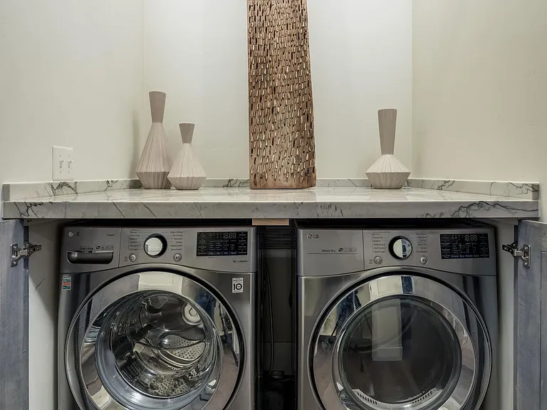 Luxury Spaces — Photo 182